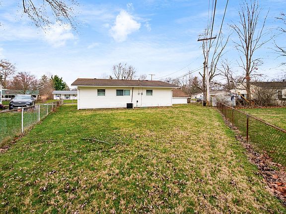 5th image of 7238 Saratoga Ave