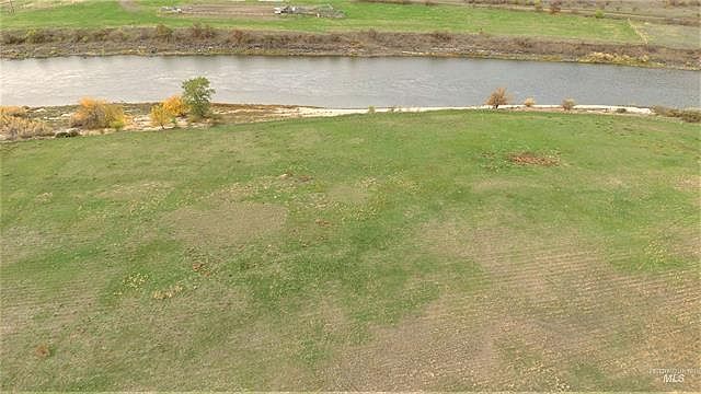 1st image of Tbd River Bend Rd