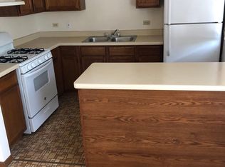 301 Pyott Rd, Lake In The Hills, IL 60156