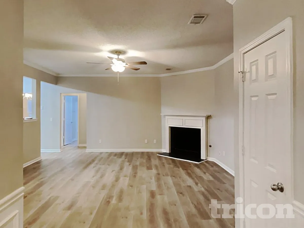 Building Photo - 222 Southwind Ln
