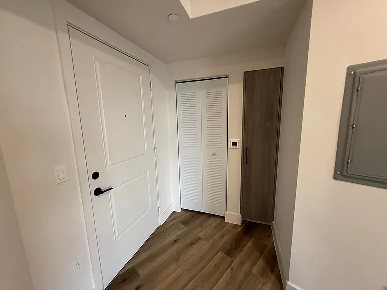 Bay Pointe Apartments — Photo 21