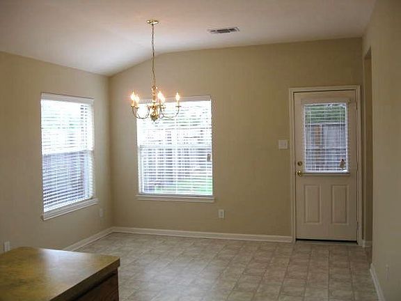 Large Breakfast Room