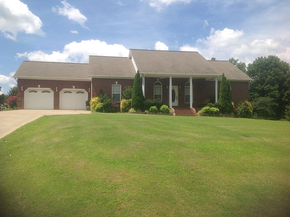 1st image of 440 N Trojan Blvd