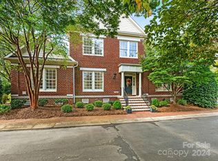 2602 Windsor Crescent Ct, Charlotte, NC 28226