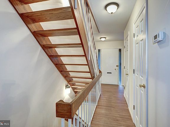 2nd image of 1502 Farsta Ct