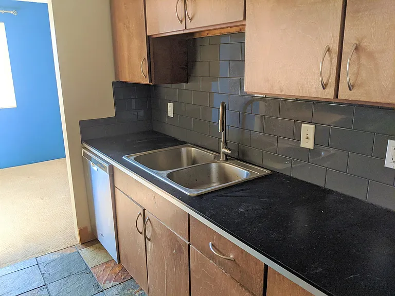 600 Manhattan Dr #A7 — Photo 15