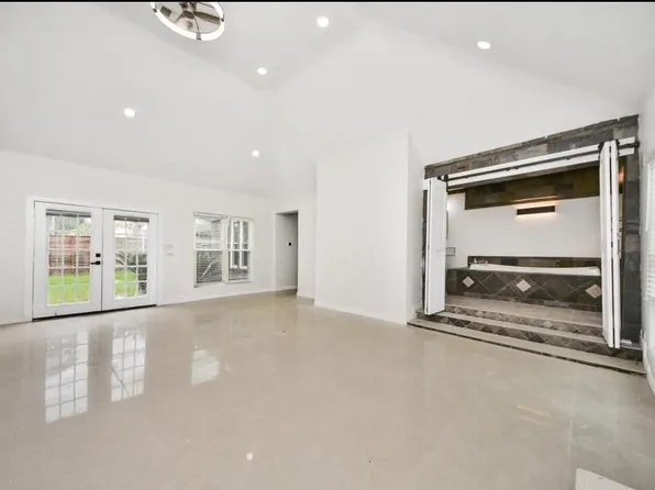 15719 Baytree Dr, Houston, TX 77070