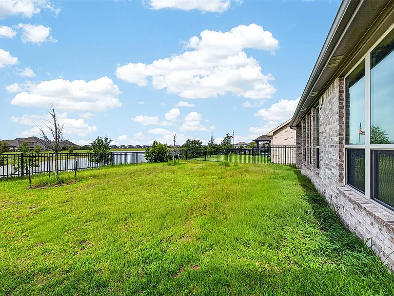 2080 Terra Rose Dr — Photo 45