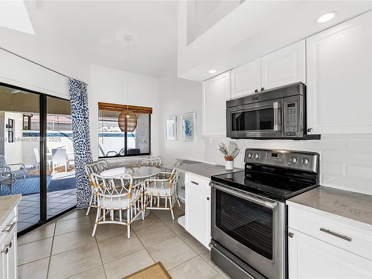 701 Sea Oats Dr #D-1 — Photo 9