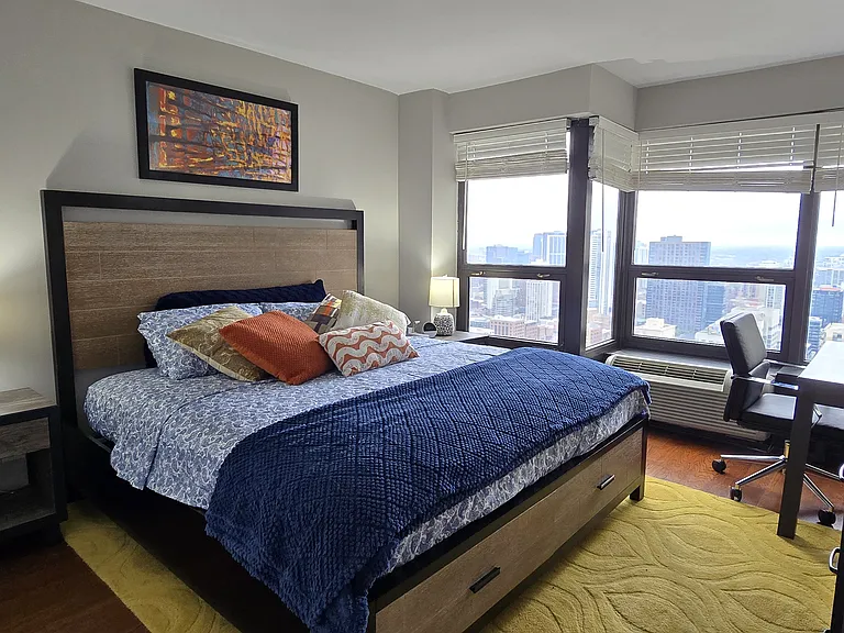 30 E Huron St — Photo 16