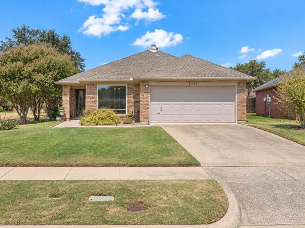 2420 Oakcrest Dr, Garland, TX 75044