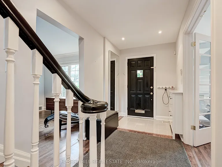 112 Dewbourne Ave — Photo 3