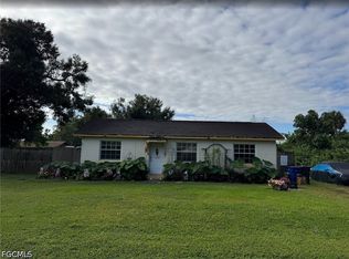 559 San Bernardino St, North Fort Myers, FL 33903
