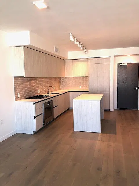 2 bed, 1247 sqft, $7,500 — Photo 3