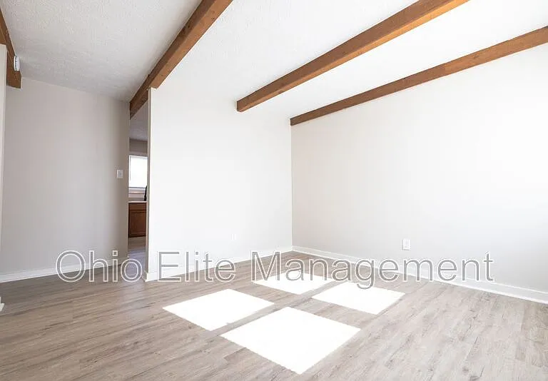 3090 Grasmere Ave — Photo 7