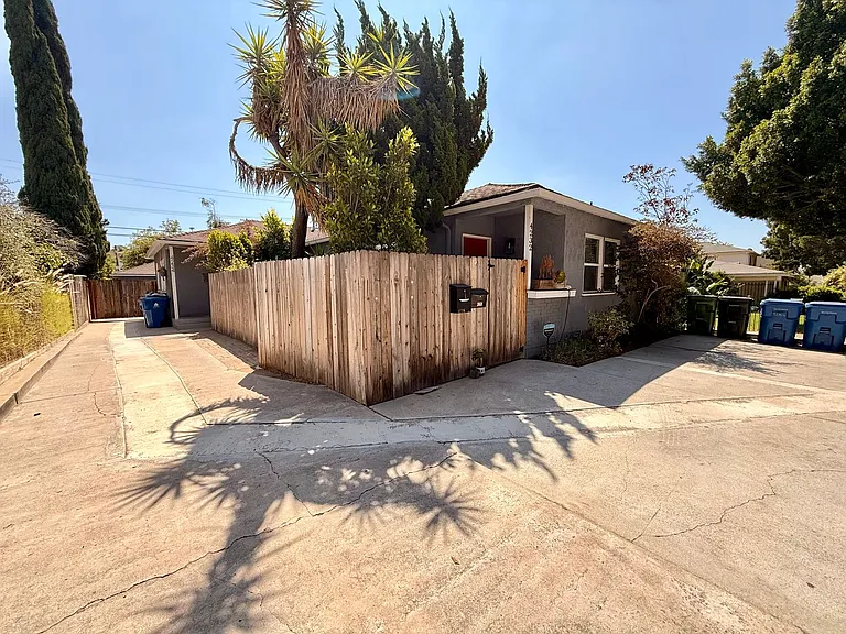 4232 Verdugo Rd — Photo 24