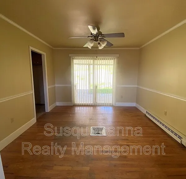 529 Stone Hill Rd — Photo 5