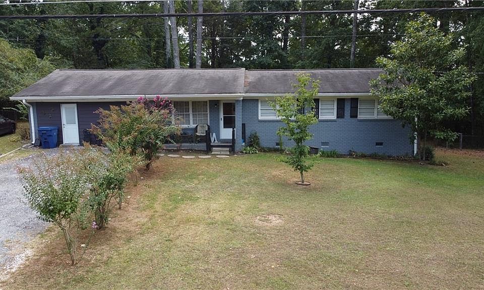1st image of 125 Rosewood Dr
