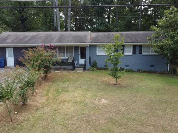 125 Rosewood Dr, Dallas, GA 30132