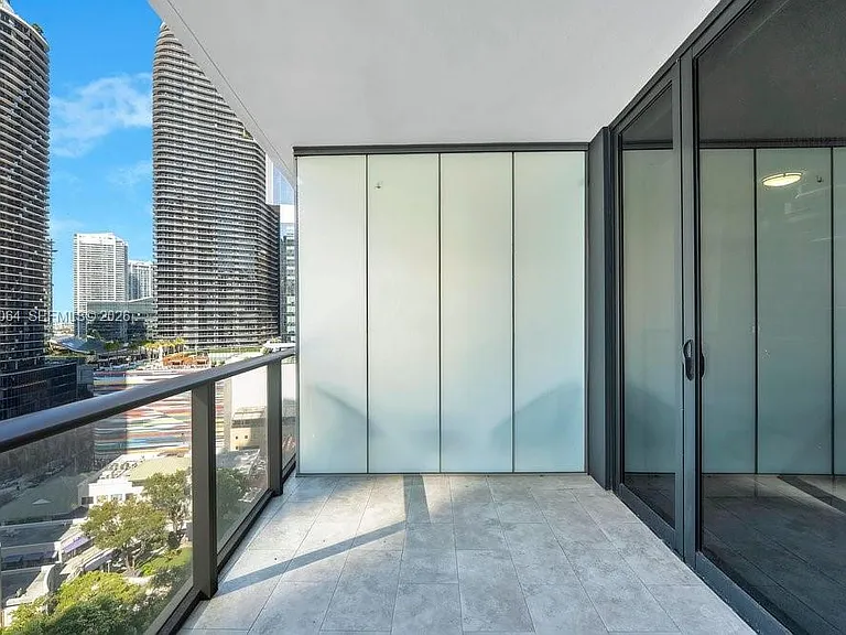 1010 Brickell Ave #1810 — Photo 19
