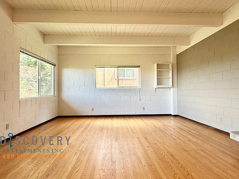 16 Carisbrook Ln — Photo 30