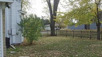 3rd image of 269 Spencer Ct