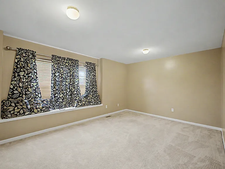 41973 Milton Dr — Photo 28