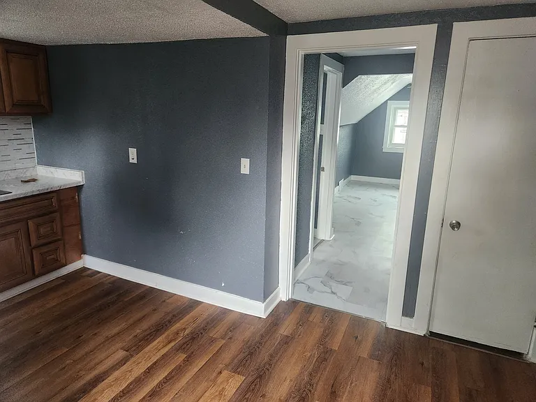 2411 S Shelby St #5 — Photo 12
