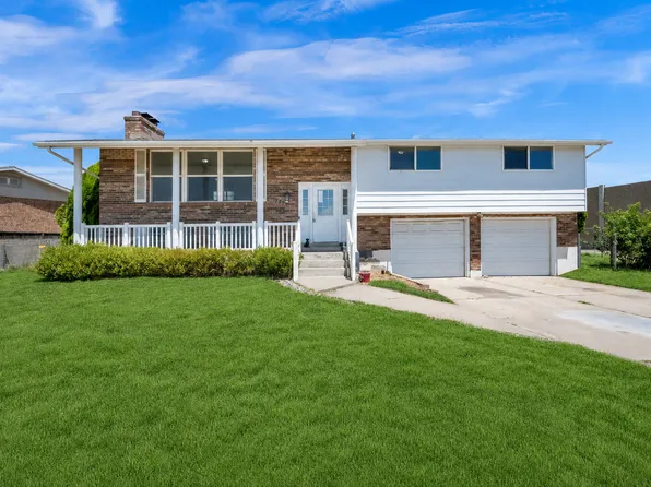 1453 S Valhalla Dr E, Clearfield, UT 84015
