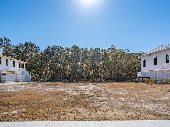2nd image of 8319 Jack Island Dr