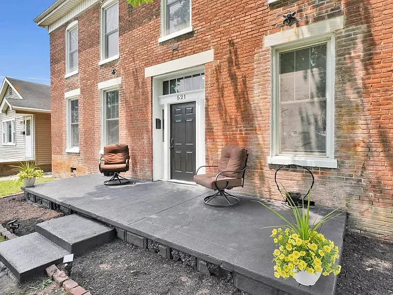 521 E Water St #2 — Photo 15