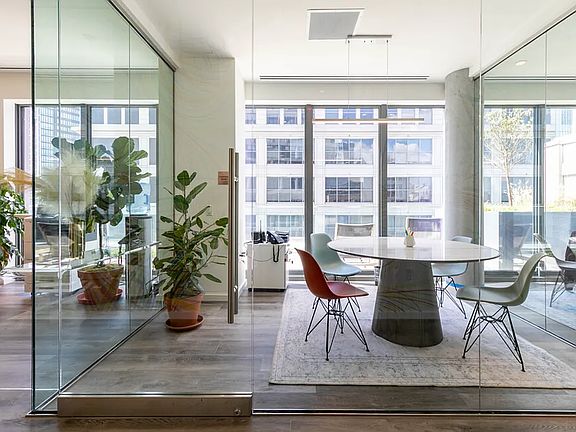 4th image of 545 Vanderbilt Ave APT 20D