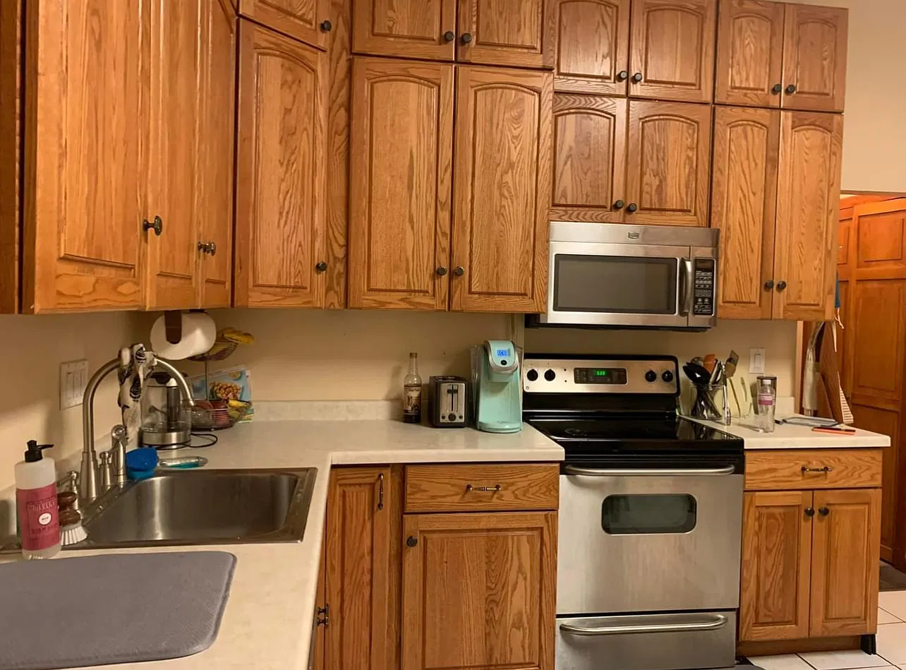9 bed, 4000 sqft, $5,400 — Photo 2