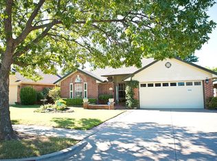 4504 Midway Dr, Norman, OK 73072