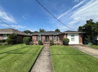 1913 Apple St, Metairie, LA 70001
