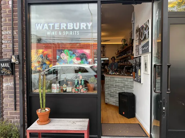 266 Stagg Street image 11 of 12