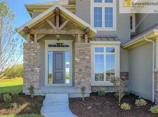 935 Bridgeshire Dr, Raymore, MO 64083
