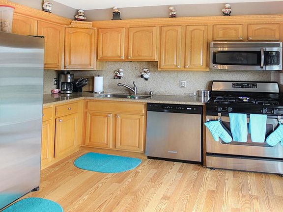 4th image of 4810 Caribbean Blvd