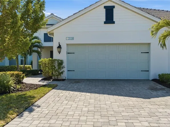 2118 Marquesa CIR, NAPLES, FL 34112