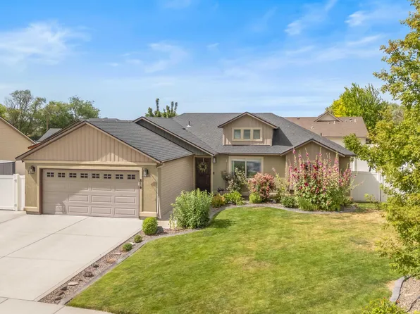 814 Kelli Ln, Filer, ID 83328