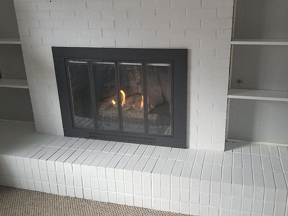 2nd image of 1115 Jewell Ave