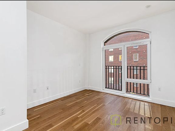 2nd image of 961 Willoughby Ave APT 2A