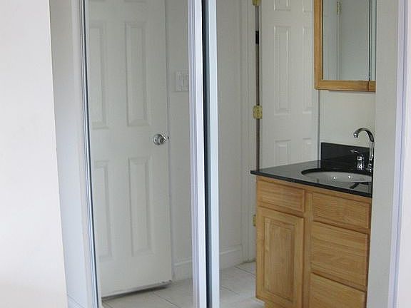 Full mirror closet
