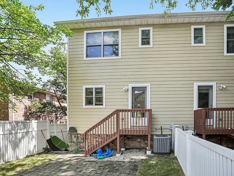 174 Fort Lee Rd #B — Photo 22