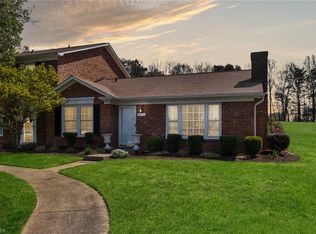 4827 Tower Rd APT E, Greensboro, NC 27410