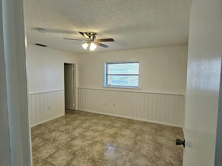 3941 NW 115th Ter #3 — Photo 2