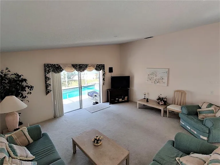 2208 Chappell Ct — Photo 11