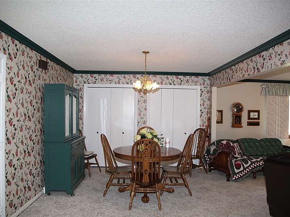 5th image of 1603 N Lake St