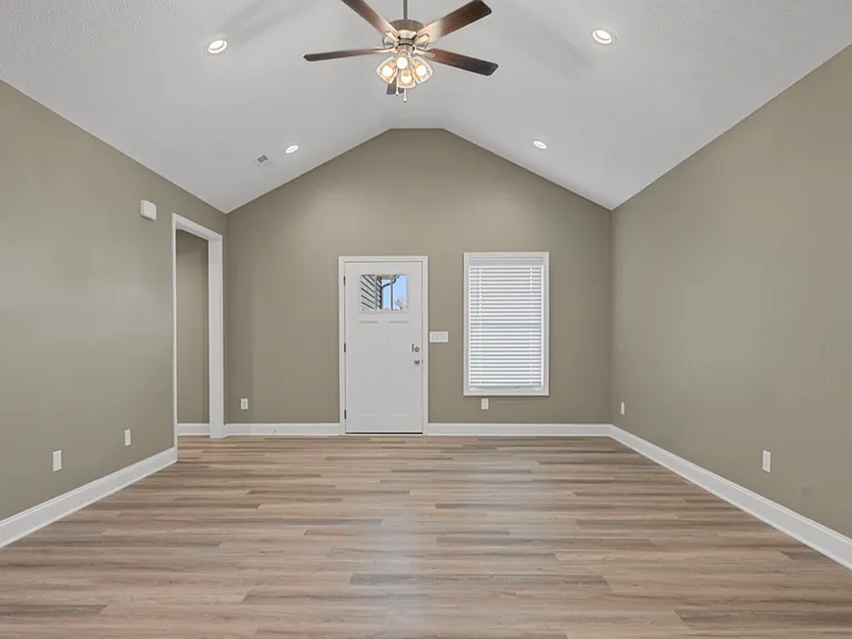 1346 Rhythm Ln — Photo 2