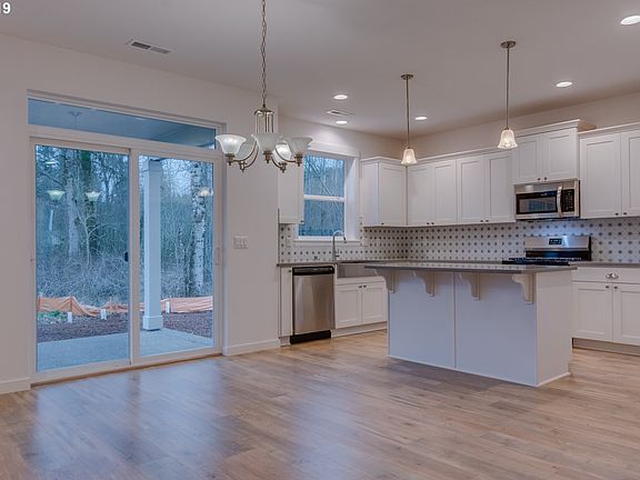 5th image of 1534 NE 37th Ave Lot 68